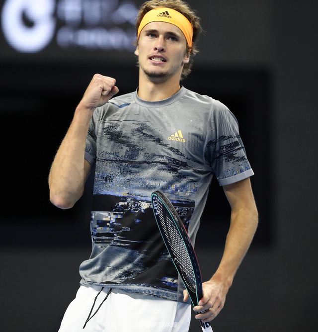 更是展现他 更是展现他